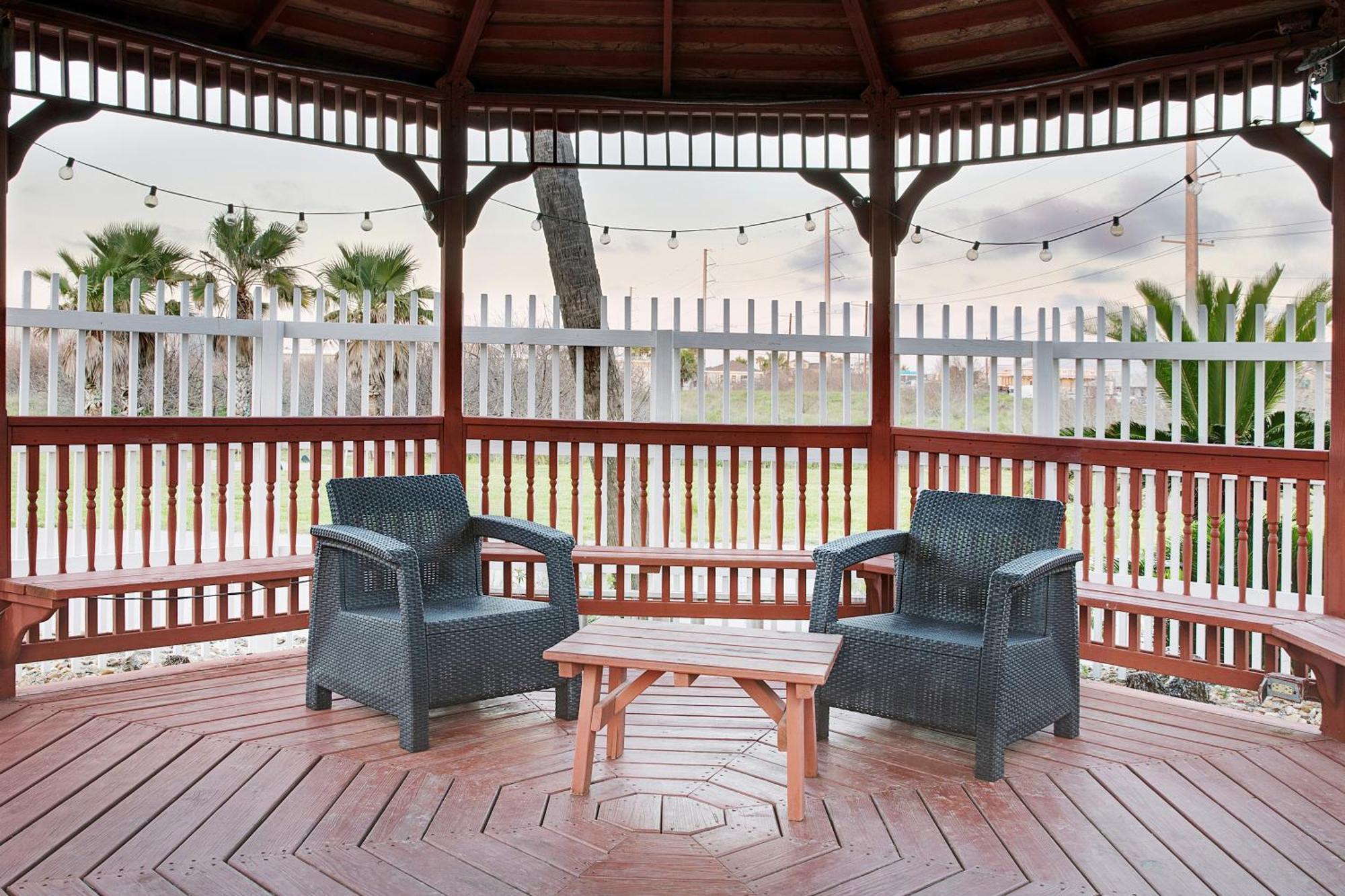 Plantation Suites And Conference Center Port Aransas Exterior foto