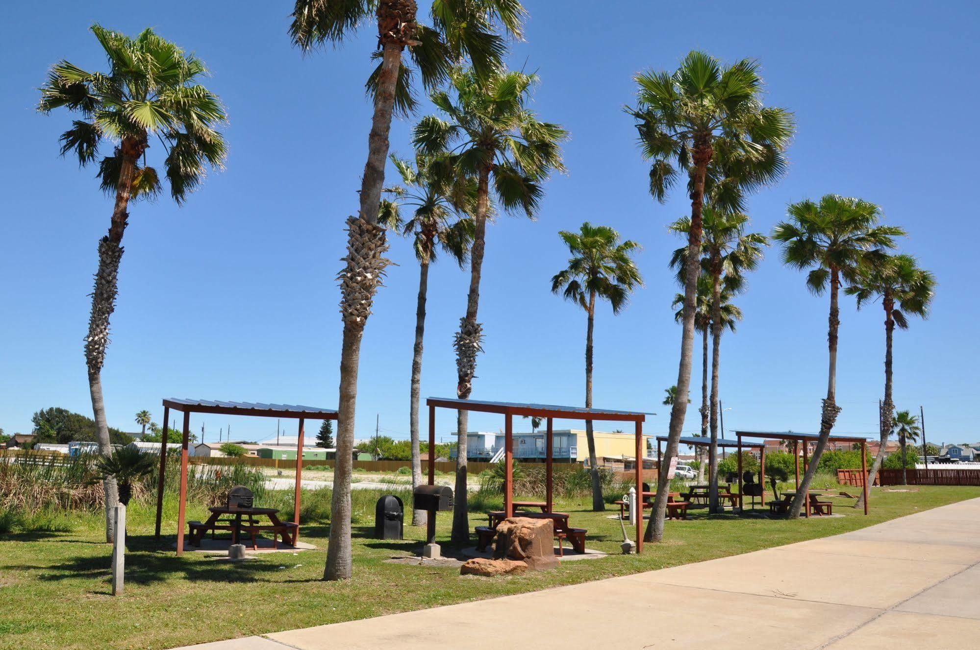 Plantation Suites And Conference Center Port Aransas Exterior foto